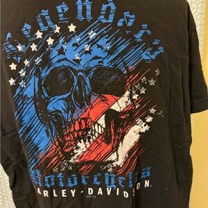 Harley-Davidson Black Tee with Skull Graphic